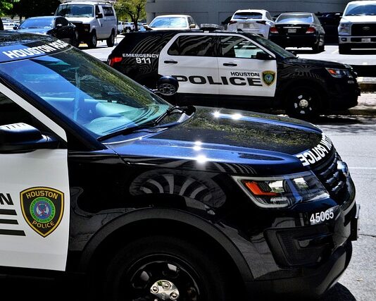 Czy płyta ATX pasuje do obudowy?