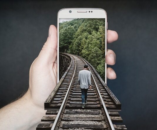 Jaki smartfon do 1500 2023?