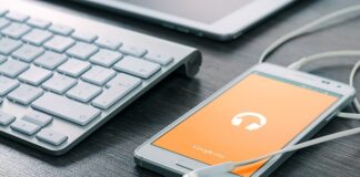 Jak długo można słuchać muzyki przez słuchawki?